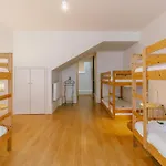 Urban Refuge 4bd By Vacationy Διαμέρισμα