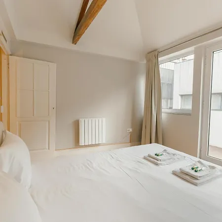Urban Refuge 4bd By Vacationy * Porto