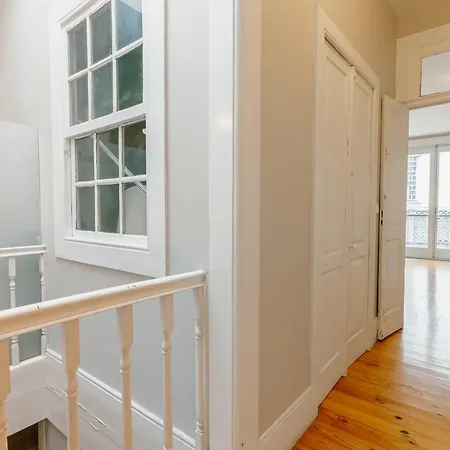 Urban Refuge 4bd By Vacationy Porto