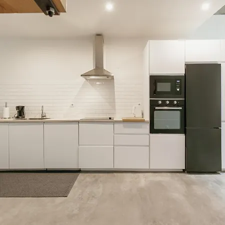Urban Refuge 4bd By Vacationy Apartament *
