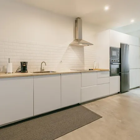 Apartament Urban Refuge 4bd By Vacationy