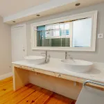 Urban Refuge 4bd By Vacationy Lägenhet