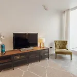 Urban Refuge 4bd By Vacationy Lägenhet Oporto